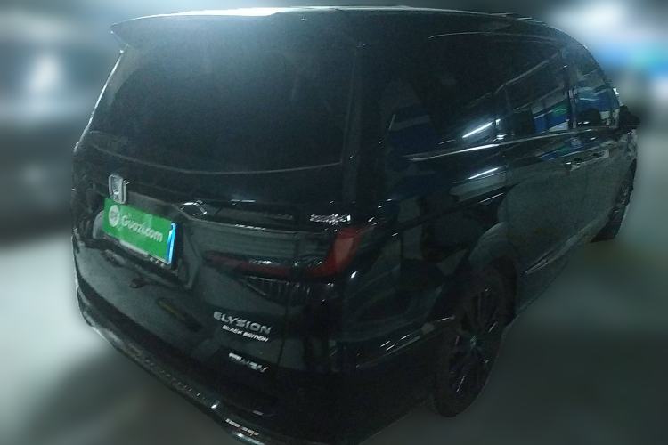 Used Honda Elysion 2024 2.0L eHEV Luxury Edition Rear Right 45 Deg