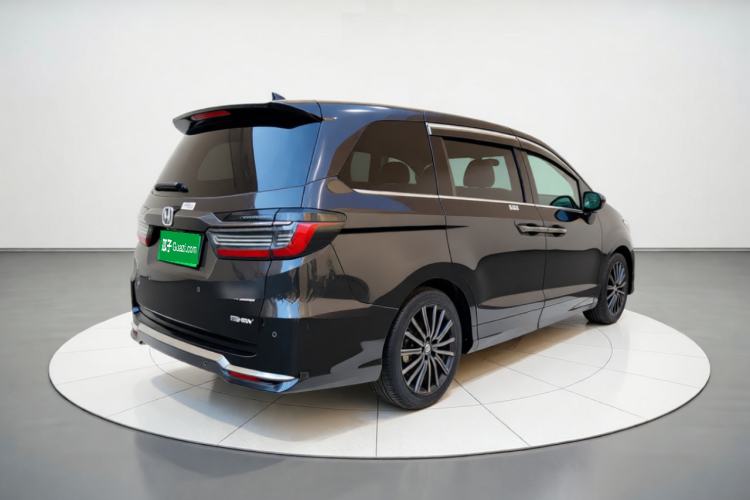 Used Honda Elysion 2024 2.0L eHEV Luxury Edition Rear Right 45 Deg