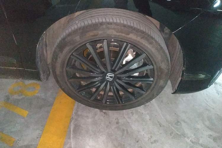 Used Honda Elysion 2024 2.0L eHEV Luxury Edition Right Front Wheel Hub
