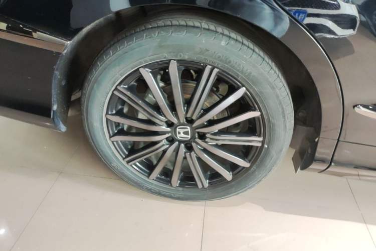 Used Honda Elysion 2024 2.0L eHEV Luxury Edition Right Rear Wheel Hub