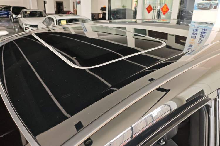 Used Honda Elysion 2024 2.0L eHEV Luxury Edition Roof