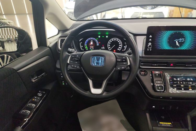 Used Honda Elysion 2024 2.0L eHEV Comfort Edition Steering Wheel