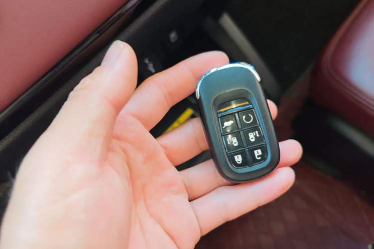 Used Honda Elysion 2024 2.0L eHEV Ultimate Edition Vehicle Key