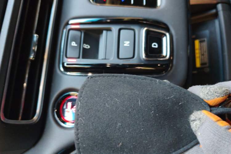 Used Honda Elysion 2024 2.0L eHEV Luxury Edition Vehicle Key
