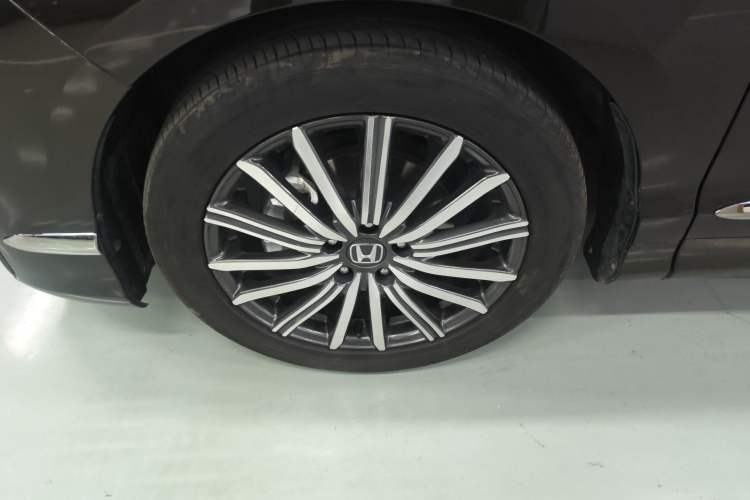 Used Honda Elysion 2024 2.0L eHEV Luxury Edition Exterior 3