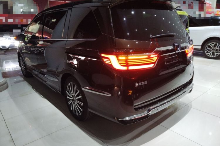 Used Honda Elysion 2024 2.0L eHEV Luxury Edition Exterior 3