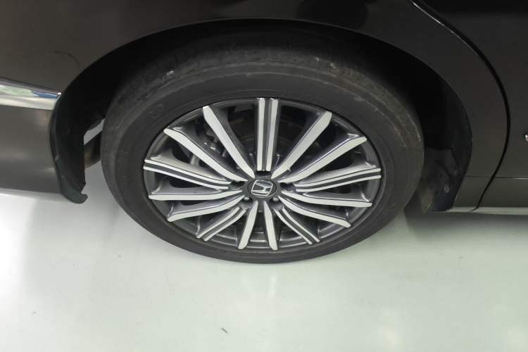 Used Honda Elysion 2024 2.0L eHEV Luxury Edition Exterior 4