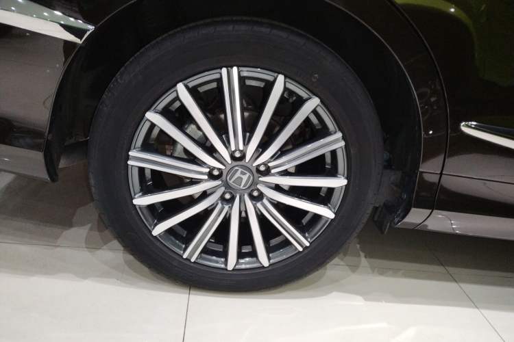 Used Honda Elysion 2024 2.0L eHEV Luxury Edition Exterior 8