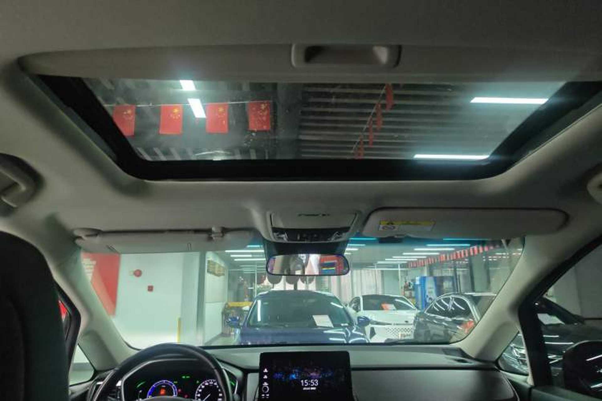Used Honda Elysion 2024 2.0L eHEV Luxury Edition Headliner