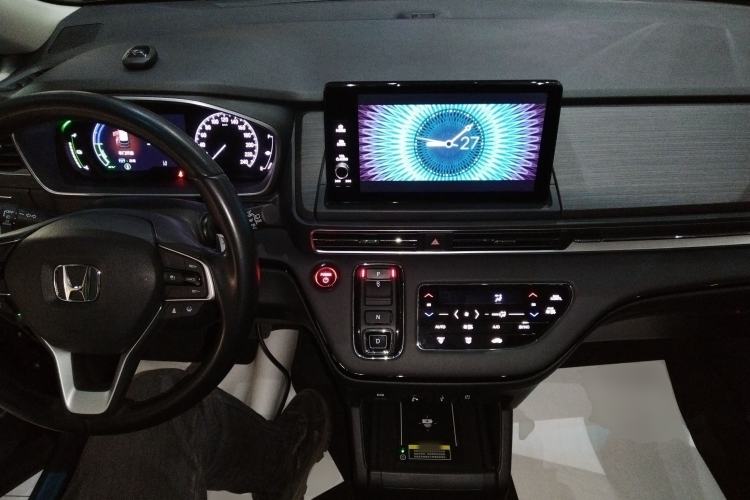 Used Honda Elysion 2024 2.0L eHEV Luxury Edition Interior 2