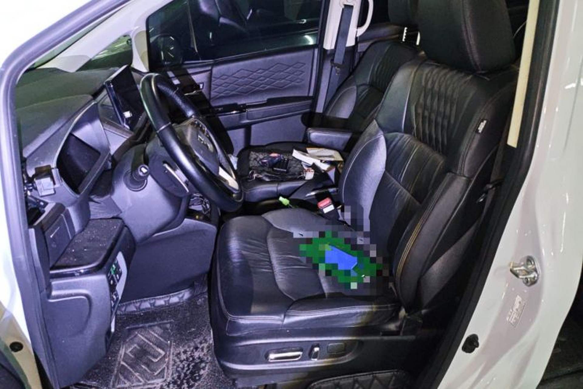 Used Honda Elysion 2024 2.0L eHEV Luxury Edition Left Front Seat
