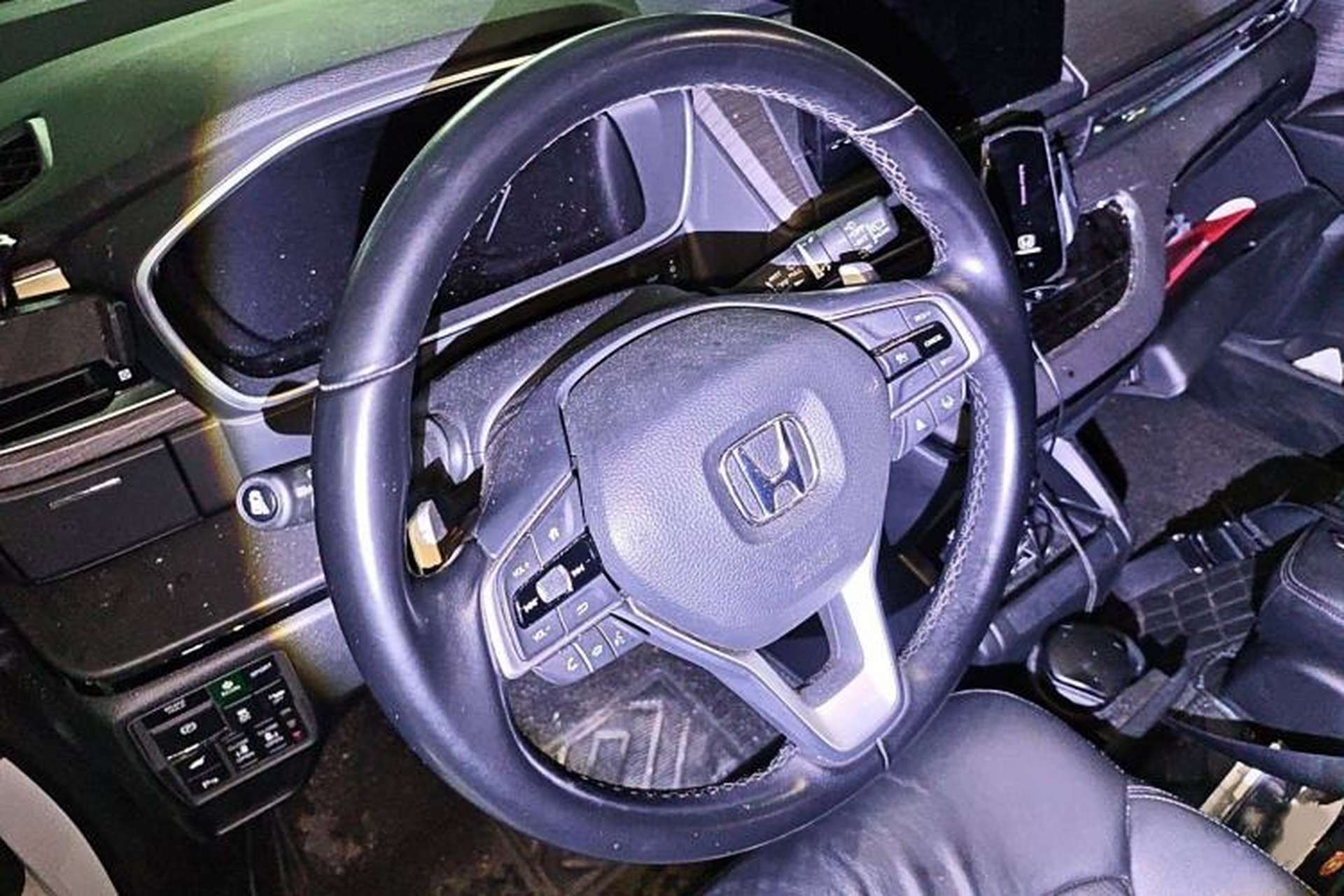 Used Honda Elysion 2024 2.0L eHEV Luxury Edition Steering Wheel
