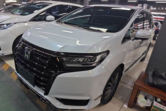 Used Honda Elysion 2024 2.0L eHEV Luxury Edition