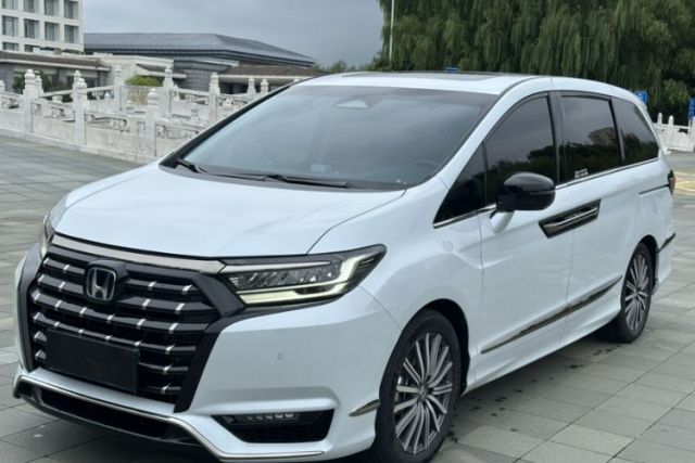 Used Honda Elysion 2024 2.0L eHEV Luxury Edition