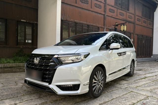 Used Honda Elysion 2024 2.0L eHEV Luxury Edition