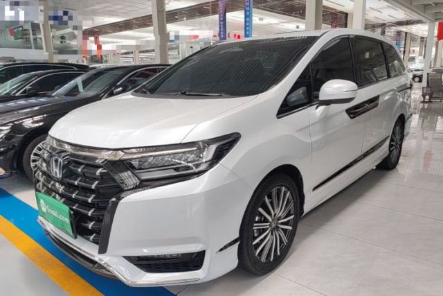 Used Honda Elysion 2024 2.0L eHEV Luxury Edition