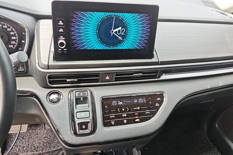 Used Honda Elysion 2024 2.0L eHEV Luxury Edition Audio And AC Panel