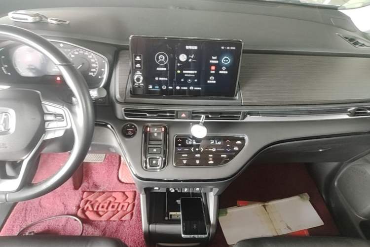 Used Honda Elysion 2024 2.0L eHEV Luxury Edition Audio And AC Panel