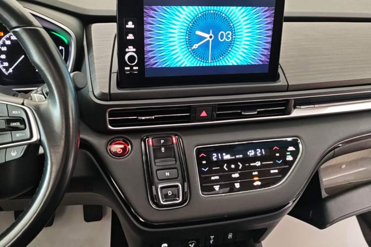 Used Honda Elysion 2024 2.0L eHEV Luxury Edition Audio And AC Panel