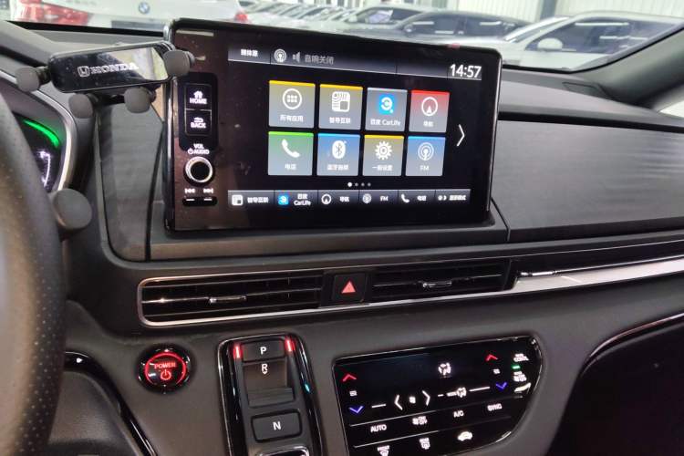 Used Honda Elysion 2024 2.0L eHEV Luxury Edition Audio And AC Panel