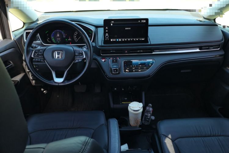 Used Honda Elysion 2024 2.0L eHEV Luxury Edition Center Console
