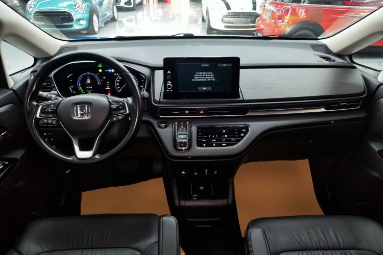 Used Honda Elysion 2024 2.0L eHEV Luxury Edition Center Console