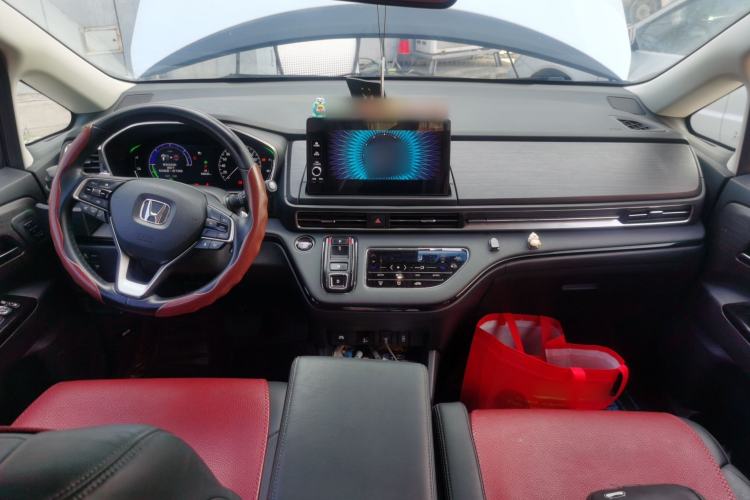 Used Honda Elysion 2024 2.0L eHEV Ultimate Edition Center Console