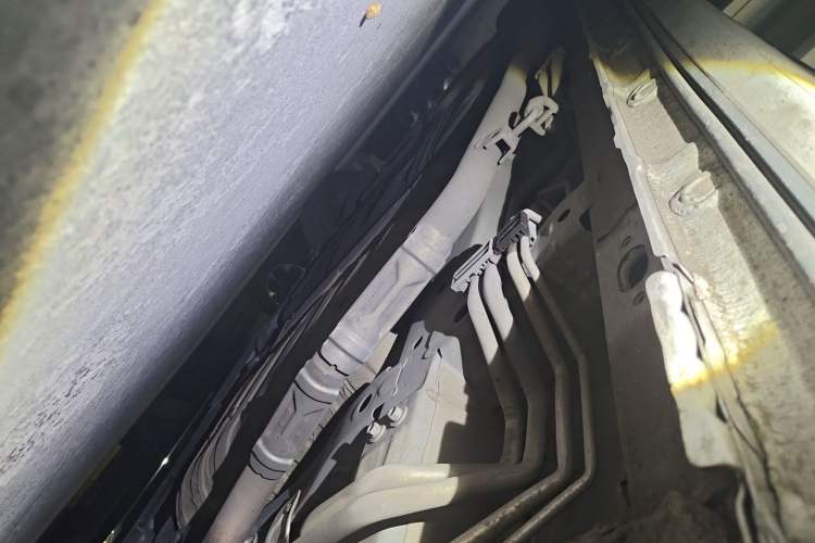 Used Honda Elysion 2024 2.0L eHEV Luxury Edition Chassis Front Right