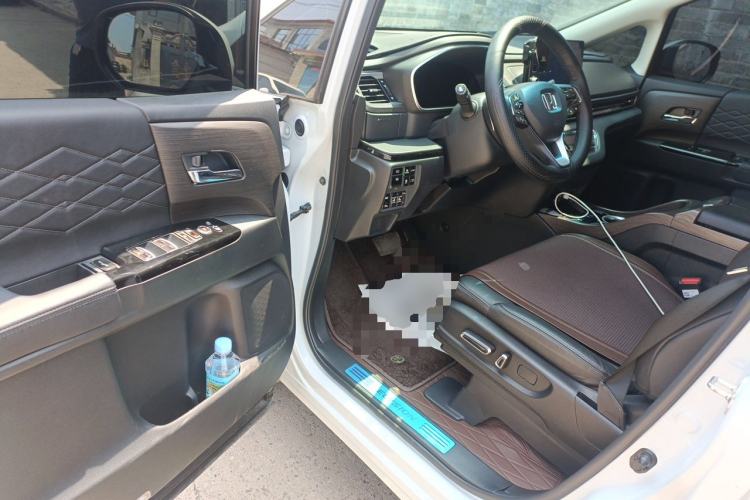 Used Honda Elysion 2024 2.0L eHEV Luxury Edition Driver Seat