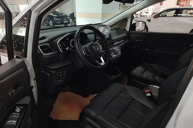 Used Honda Elysion 2024 2.0L eHEV Luxury Edition Driver Seat