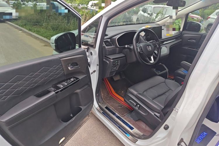 Used Honda Elysion 2024 2.0L eHEV Luxury Edition Driver Seat