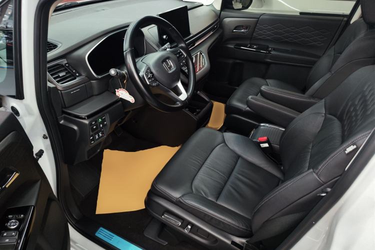 Used Honda Elysion 2024 2.0L eHEV Luxury Edition Driver Seat