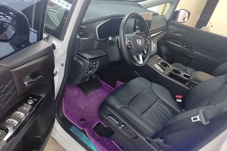 Used Honda Elysion 2024 2.0L eHEV Luxury Edition Driver Seat