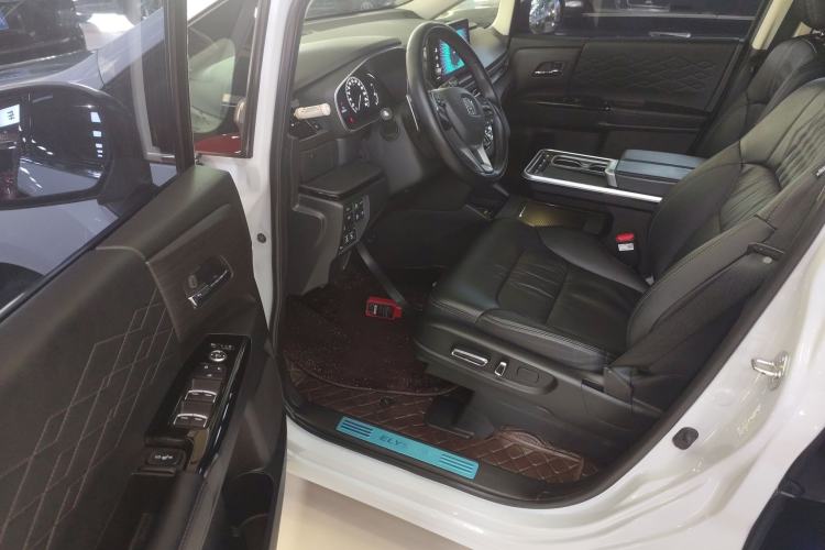 Used Honda Elysion 2024 2.0L eHEV Luxury Edition Driver Seat