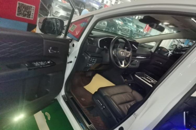 Used Honda Elysion 2024 2.0L eHEV Luxury Edition Driver Seat