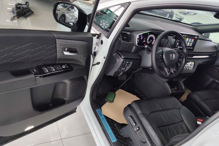 Used Honda Elysion 2024 2.0L eHEV Luxury Edition Driver Seat