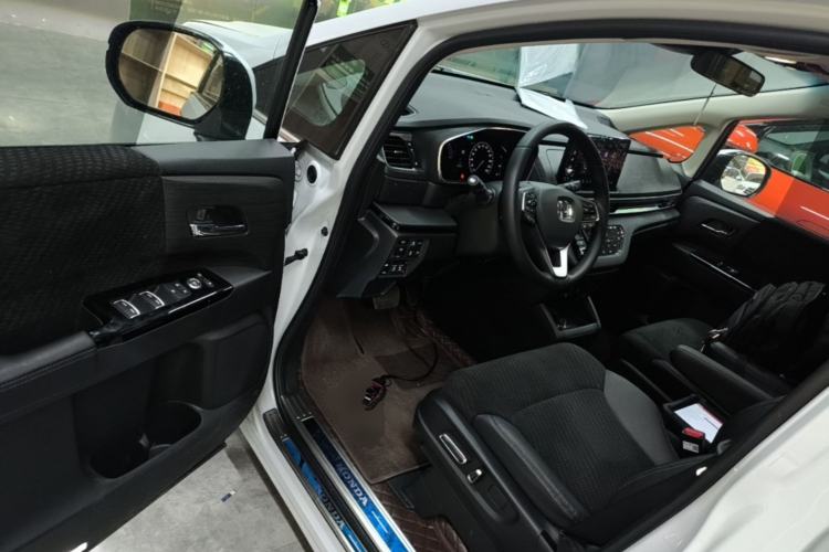 Used Honda Elysion 2024 2.0L eHEV Comfort Edition Driver Seat
