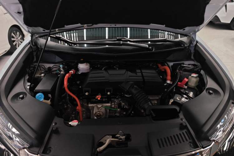 Used Honda Elysion 2024 2.0L eHEV Luxury Edition Engine Bay
