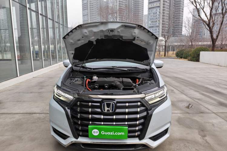 Used Honda Elysion 2024 2.0L eHEV Luxury Edition Engine Bay