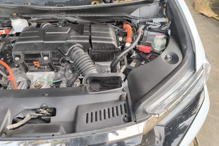 Used Honda Elysion 2024 2.0L eHEV Luxury Edition Engine Bay Left