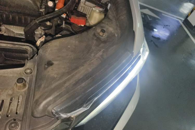 Used Honda Elysion 2024 2.0L eHEV Luxury Edition Engine Bay Left