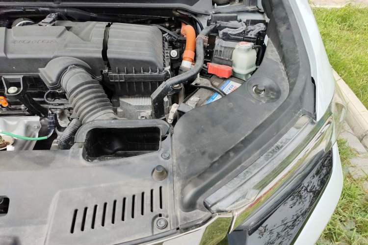 Used Honda Elysion 2024 2.0L eHEV Luxury Edition Engine Bay Left
