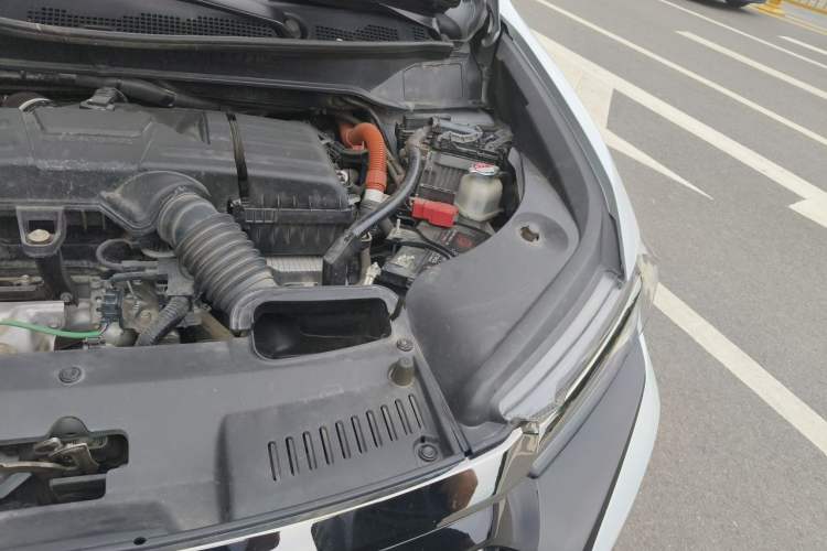 Used Honda Elysion 2024 2.0L eHEV Luxury Edition Engine Bay Left