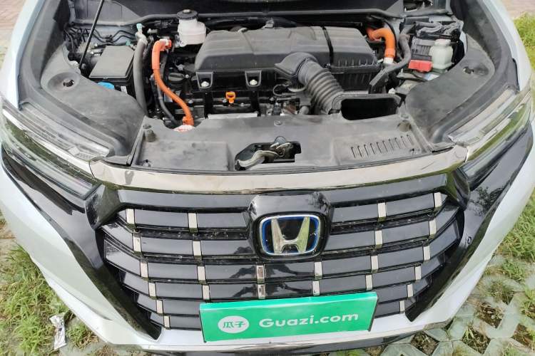 Used Honda Elysion 2024 2.0L eHEV Luxury Edition Engine Bay