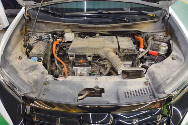 Used Honda Elysion 2024 2.0L eHEV Luxury Edition Engine Bay