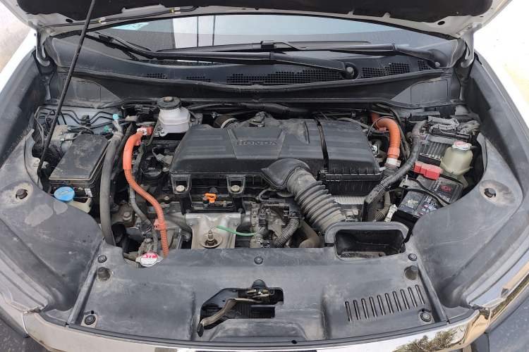 Used Honda Elysion 2024 2.0L eHEV Luxury Edition Engine Bay
