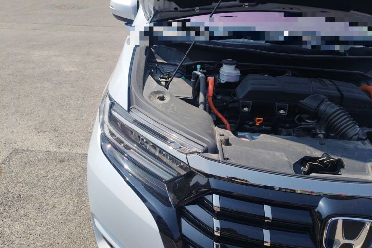 Used Honda Elysion 2024 2.0L eHEV Luxury Edition Engine Bay Right