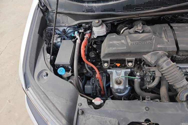 Used Honda Elysion 2024 2.0L eHEV Luxury Edition Engine Bay Right