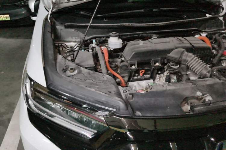 Used Honda Elysion 2024 2.0L eHEV Luxury Edition Engine Bay Right