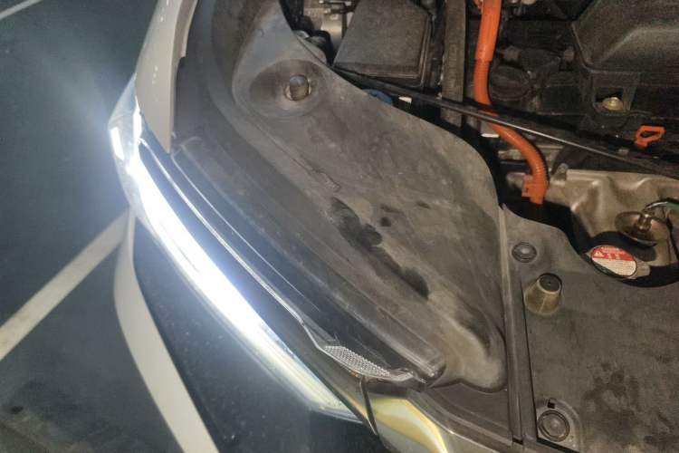 Used Honda Elysion 2024 2.0L eHEV Luxury Edition Engine Bay Right